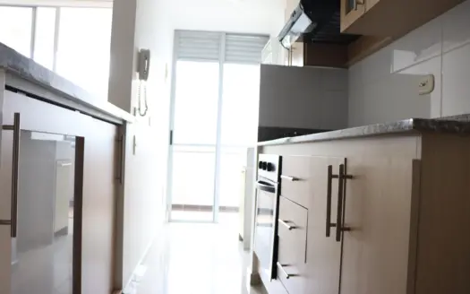 Apartamento en venta – Loma del Indio, Medellín